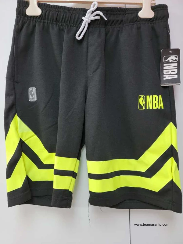 Short NBA para Caballero Color Negro con Verde Fosforescente Talla Mediana