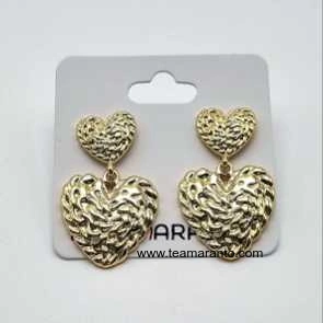 Aretes Chunky con Doble Corazón Pequeño y Grande con Textura Color Dorado